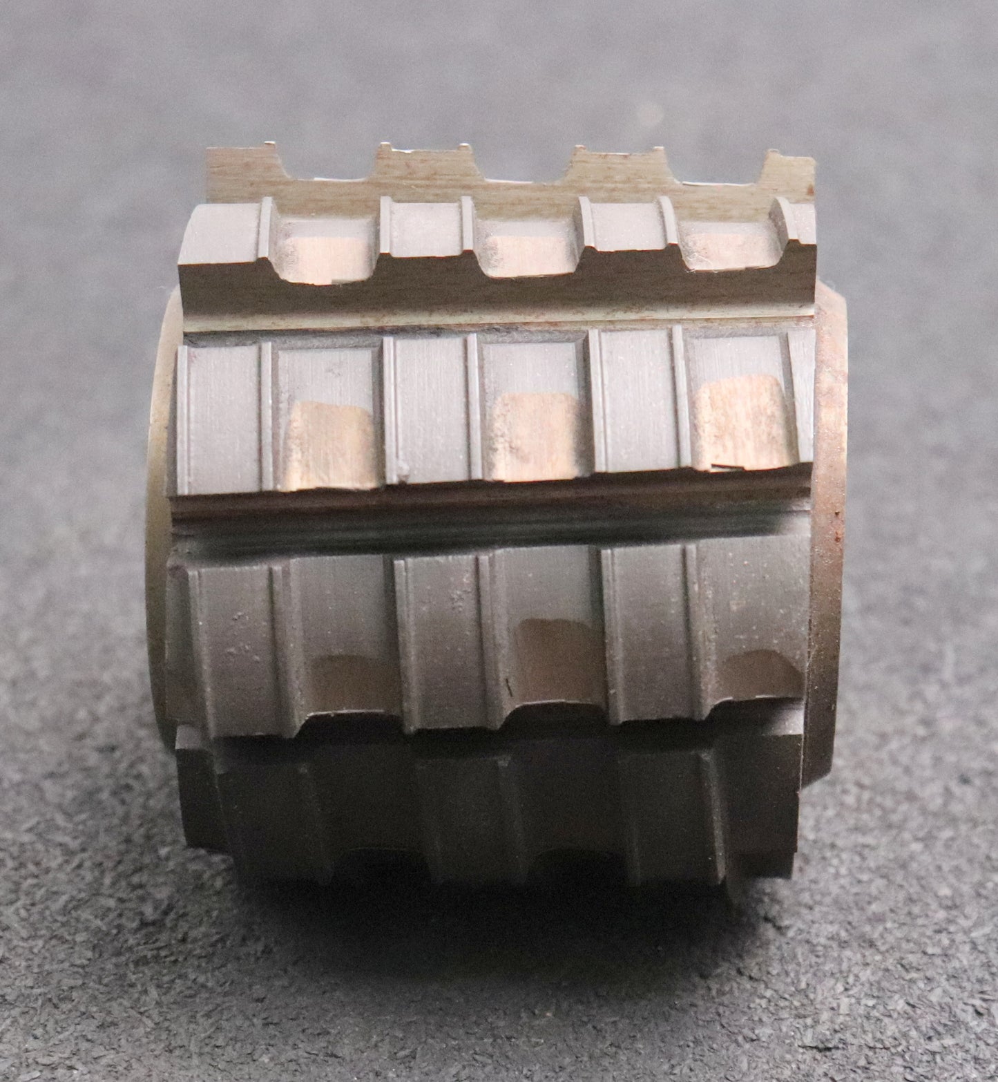 Bild des Artikels R.STOCK-Keilwellen-Wälzfräser-8-Keile-46,32x50x9,32-mit-Höcker-Fertigfräser