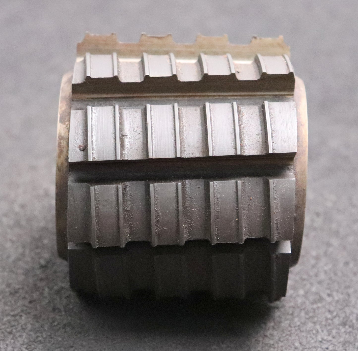 Bild des Artikels R.STOCK-Keilwellen-Wälzfräser-8-Keile-46,33x50x6,33-mit-Höcker-Fertigfräser