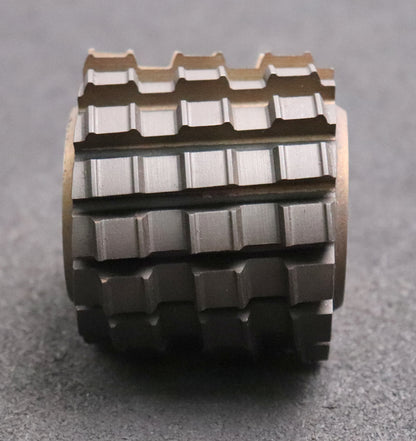 Bild des Artikels R.STOCK-Keilwellen-Wälzfräser-6-Keile-36,32x42x8,32-mit-Höcker-Fertigfräser