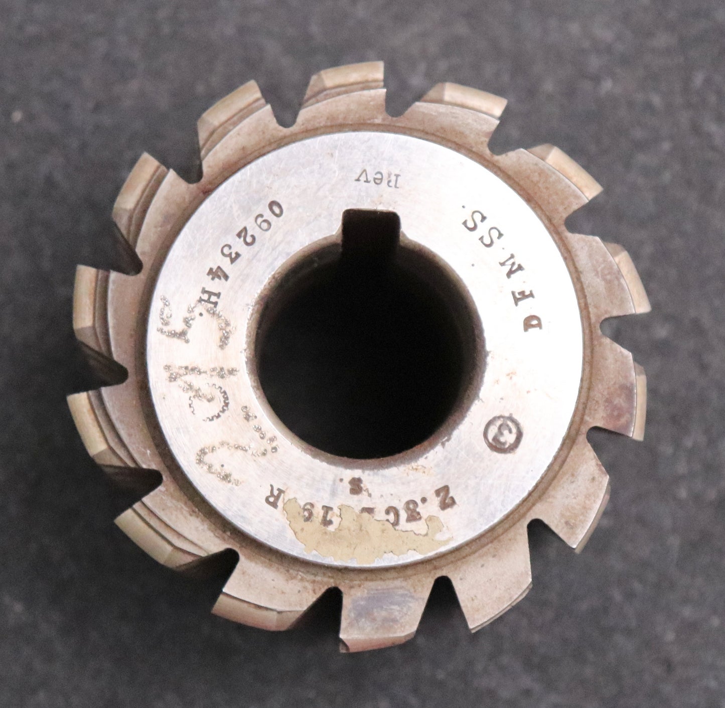 Bild des Artikels Keilwellen-Wälzfräser-6-Keile-24,8x20,16x6,3-mit-Höcker-Vorfräser-Ø75x65xØ27mm