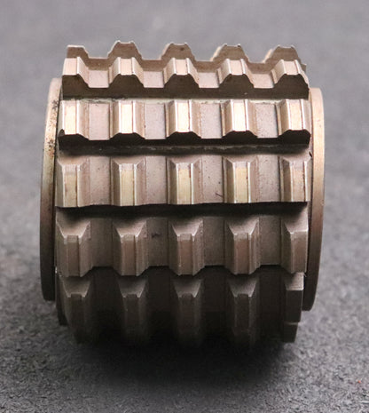 Bild des Artikels Keilwellen-Wälzfräser-6-Keile-24,8x20,16x6,3-mit-Höcker-Vorfräser-Ø75x65xØ27mm