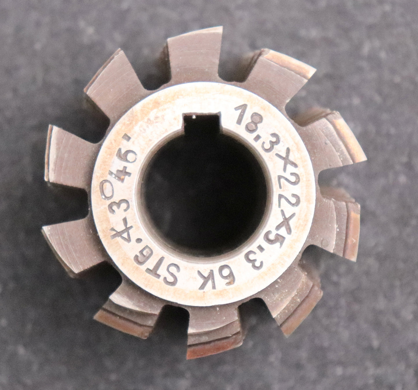 Bild des Artikels Keilwellen-Wälzfräser-6-Keile-18,3x22x5,3-mit-Höcker-Fertigfräser-Ø59x50xØ22mm