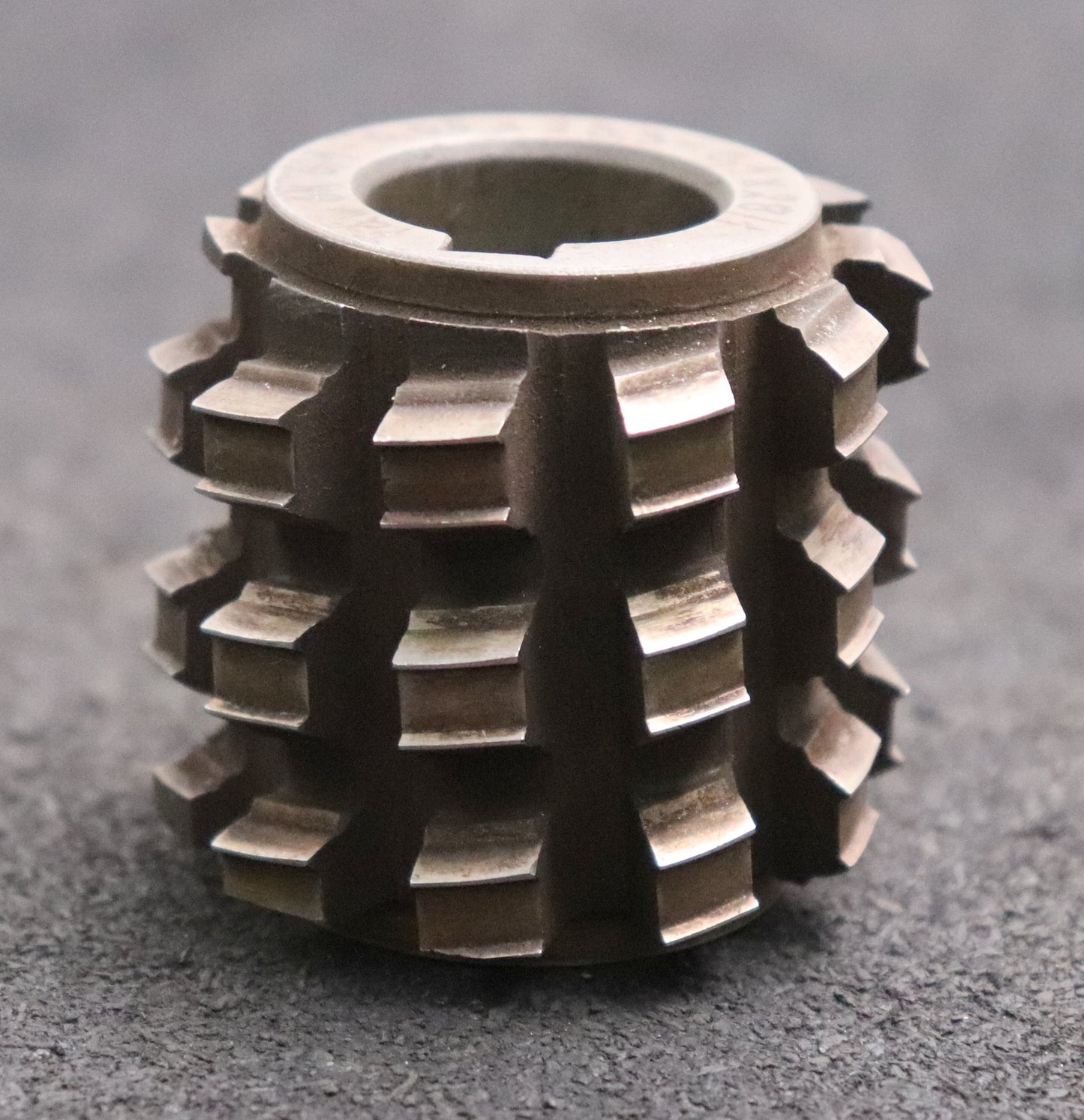 Bild des Artikels Keilwellen-Wälzfräser-10-Keile-6,1-0,06x23,3,01x28-Fertigfräser-Ø49x55xØ22mm