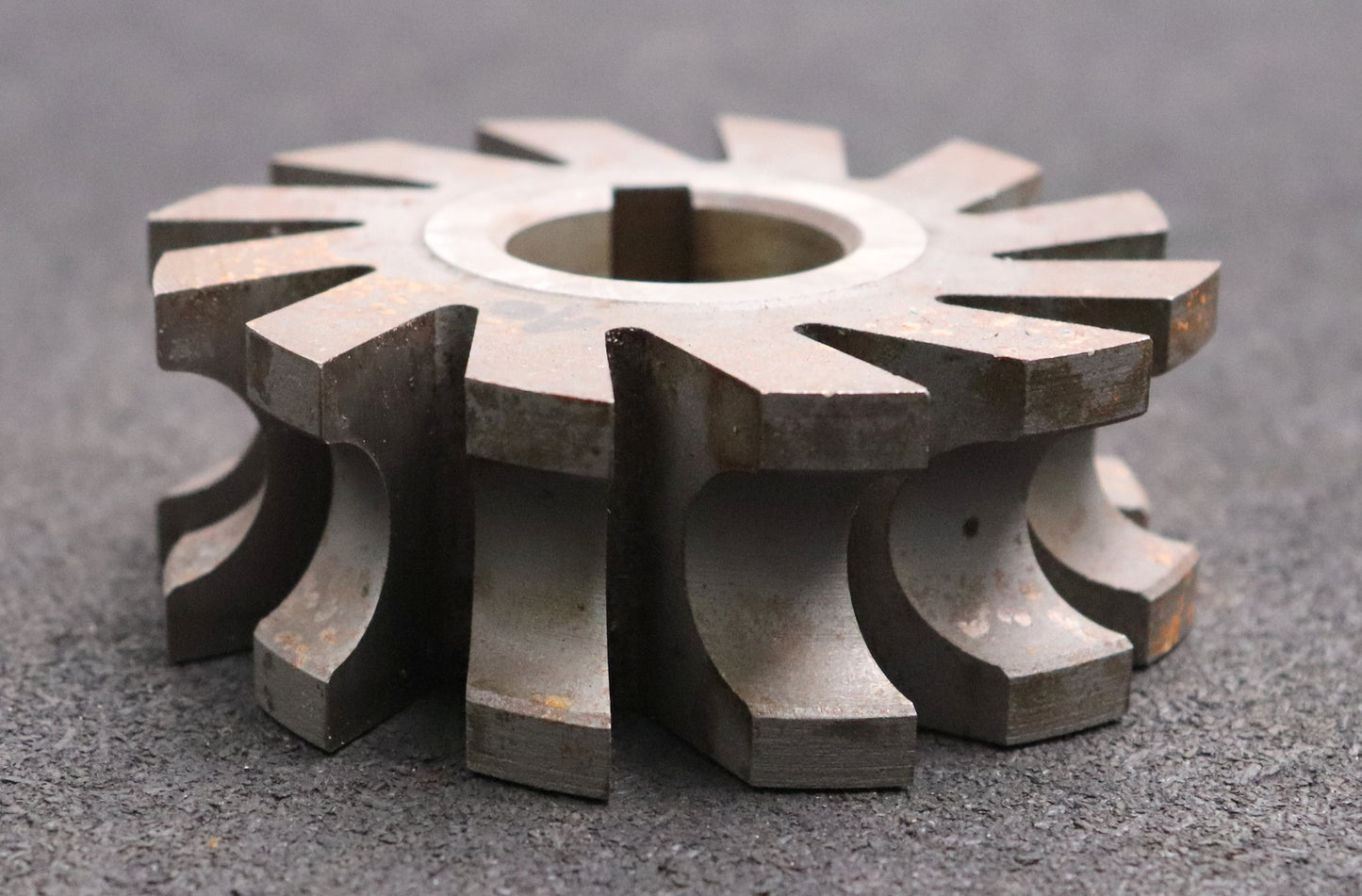 Bild des Artikels Halbrund-Formfräser-konkav-Radiusfräser-Radius-10mm-Ø78x36xØ32mm-mit-LKN