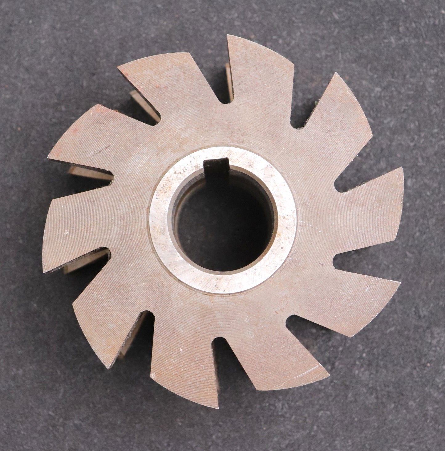 Bild des Artikels Halbrund-Formfräser-konkav-Radiusfräser-Radius-25mm-Ø146x81xØ40mm-mit-LKN