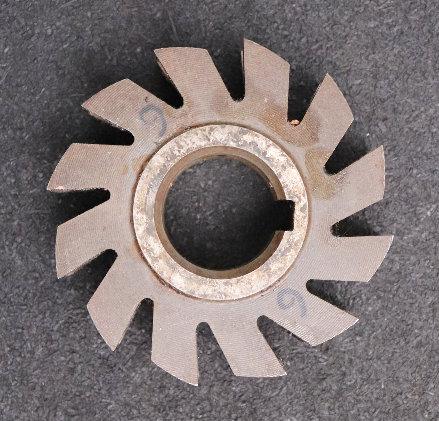 Bild des Artikels PWS-Halbrund-Formfräser-konkav-Radiusfräser-Radius-6mm-Ø81x24xØ27mm-mit-LKN