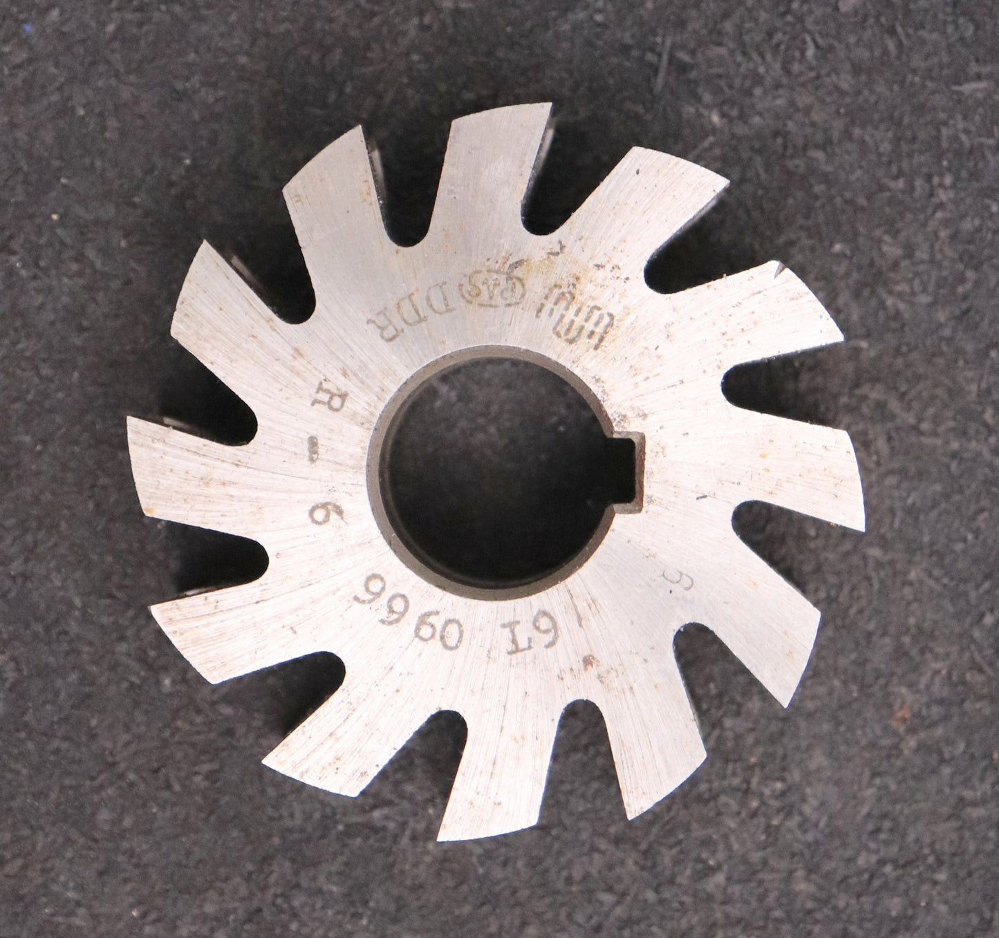 Bild des Artikels PWS-Halbrund-Formfräser-konkav-Radiusfräser-Radius-6mm-Ø70x24xØ22mm-mit-LKN
