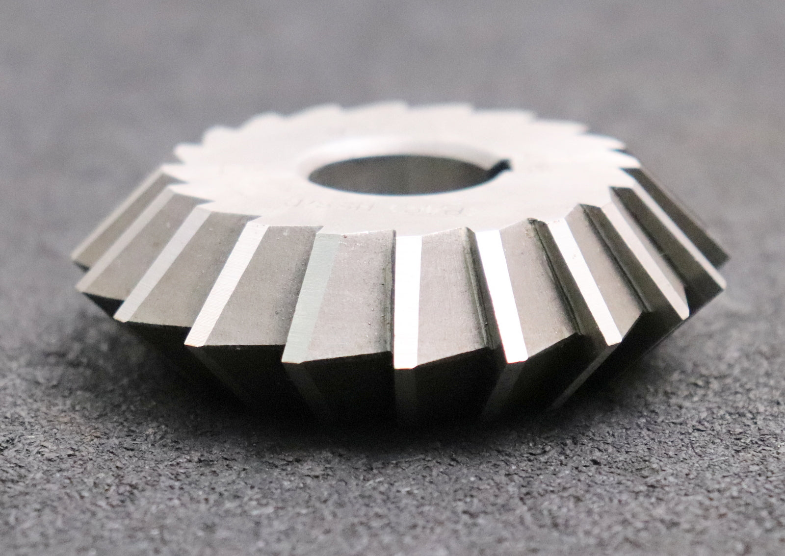 Bild des Artikels PWS-Prismen-Formfräser-konvex-Prismenwinkel-90°-Ø80x22xØ22mm-LKN