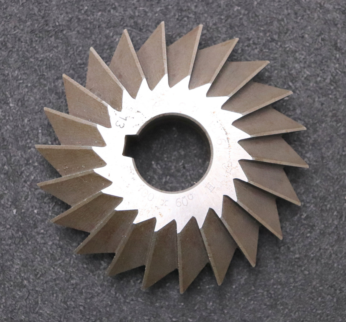 Bild des Artikels PWS-Prismen-Formfräser-konvex-Prismenwinkel-60°-Ø100x25xØ27mm--mit-LKN