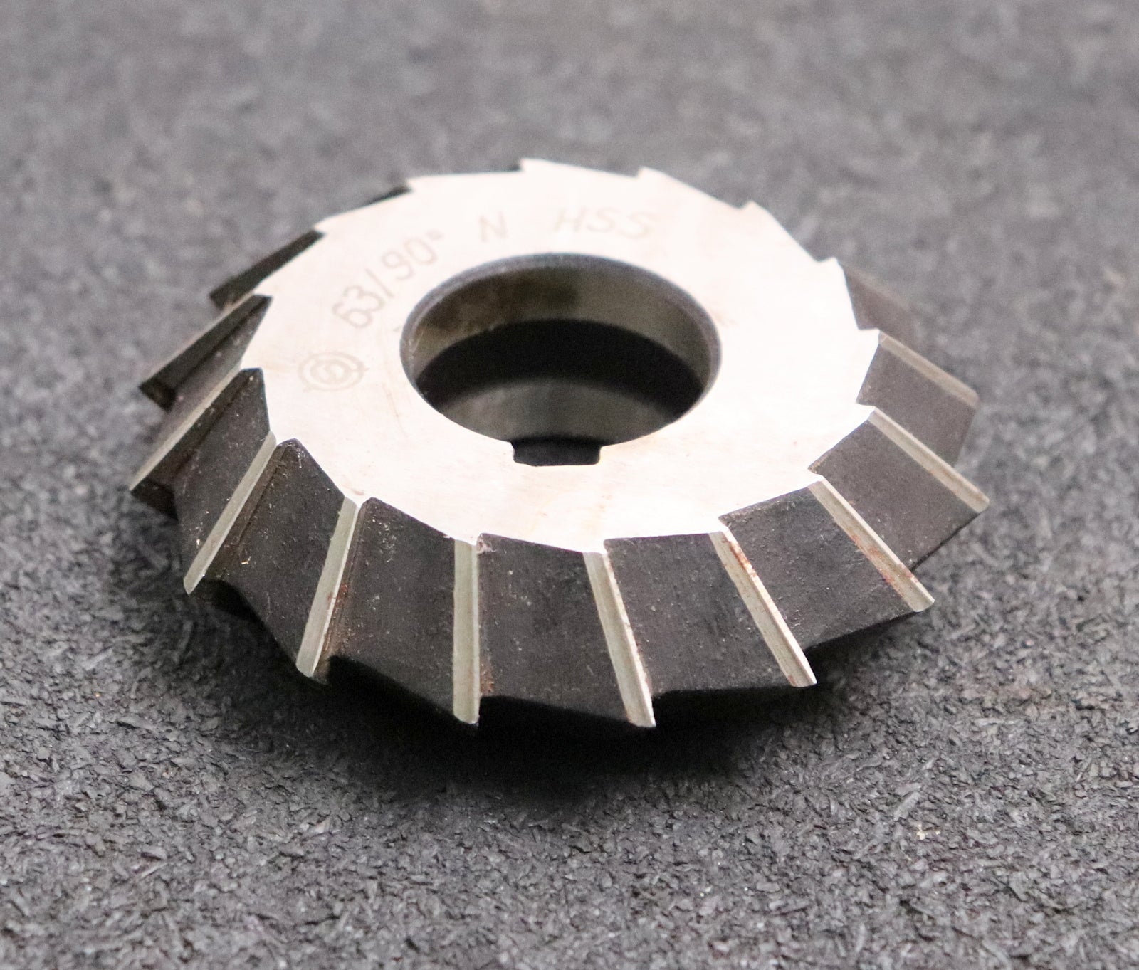 Bild des Artikels Prismen-Formfräser-konvex-Prismenwinkel-90°-Ø62x18xØ22mm-mit-LKN