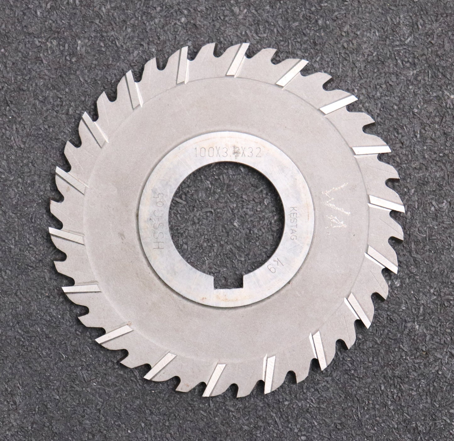 Bild des Artikels KESTAG-Nutenfräser-slot-cutter-Abmessungen-Ø100x3,5x32mm-mit-LKN-Nutbreite-3mm