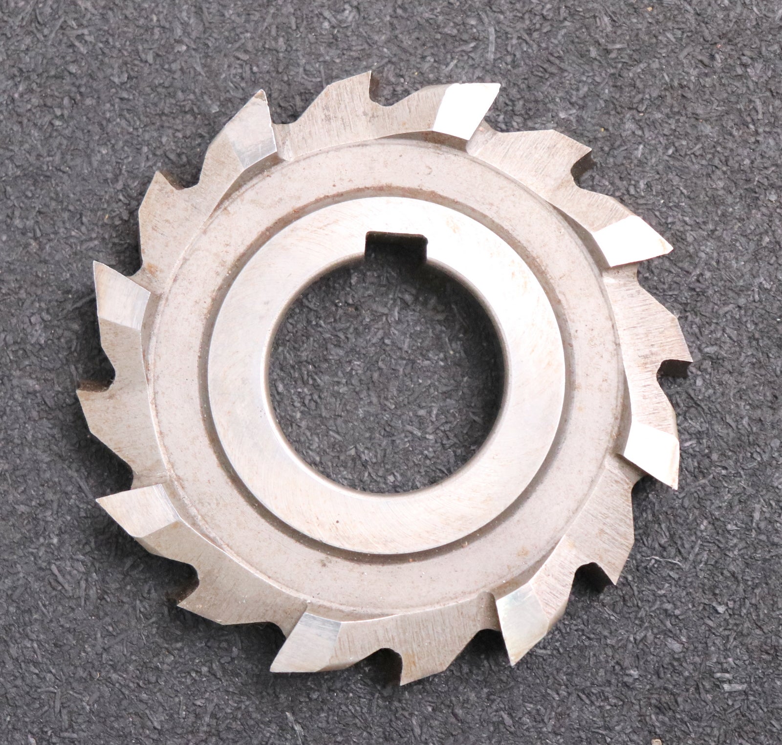 Bild des Artikels Nutenfräser-slot-cutter-Abmessungen-Ø90x14x32mm-mit-LKN-Nutbreite-12mm-gebraucht