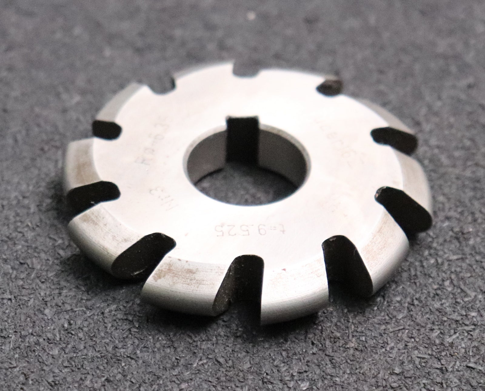 Bild des Artikels KESTAG-Halbrund-Formfräser-konvex-Radiusfräser-Radius-6,35mm-für-Z<16-t=9,525