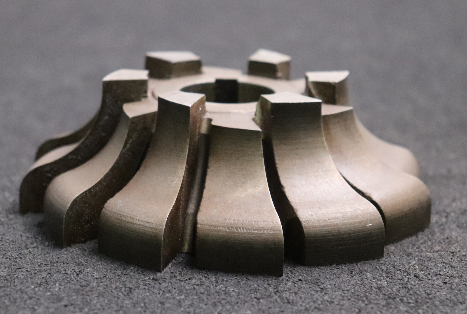 Bild des Artikels Viertelrund-Formfräser-konkav-Radiusfräser-Radius-25mm-Ø137x48xØ32mm-mit-LKN