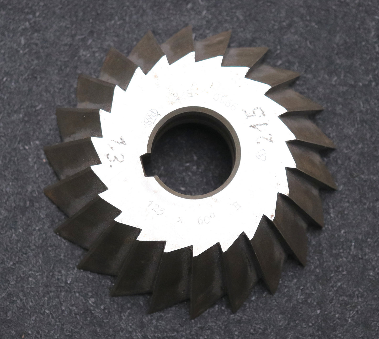 Bild des Artikels PWS-Winkelfräser-Winkel-60°-Abmessungen-Ø125x43xØ32mm-mit-LKN-22-Spannuten