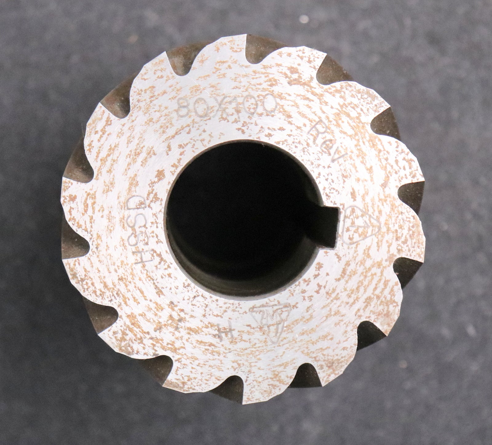 Bild des Artikels Walzenstirnfräser-Abmessungen-Ø80x100xØ32mm-mit-LKN-Breite-80mm-14-Spannuten