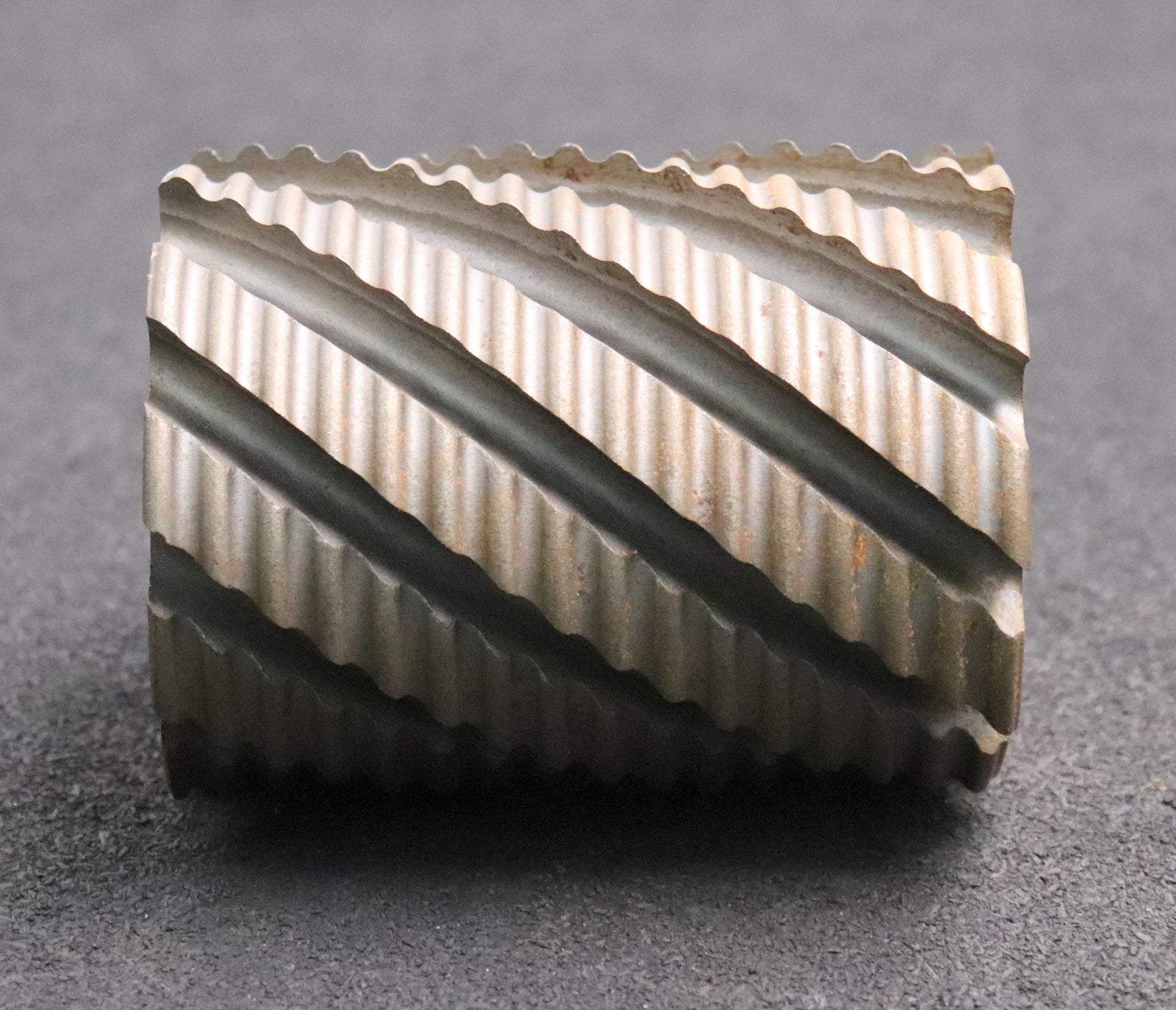 Bild des Artikels PWS-Walzenstirnfräser-Abmessungen-Ø80x100xØ32mm-mit-LKN-DIN1880-R=300mm