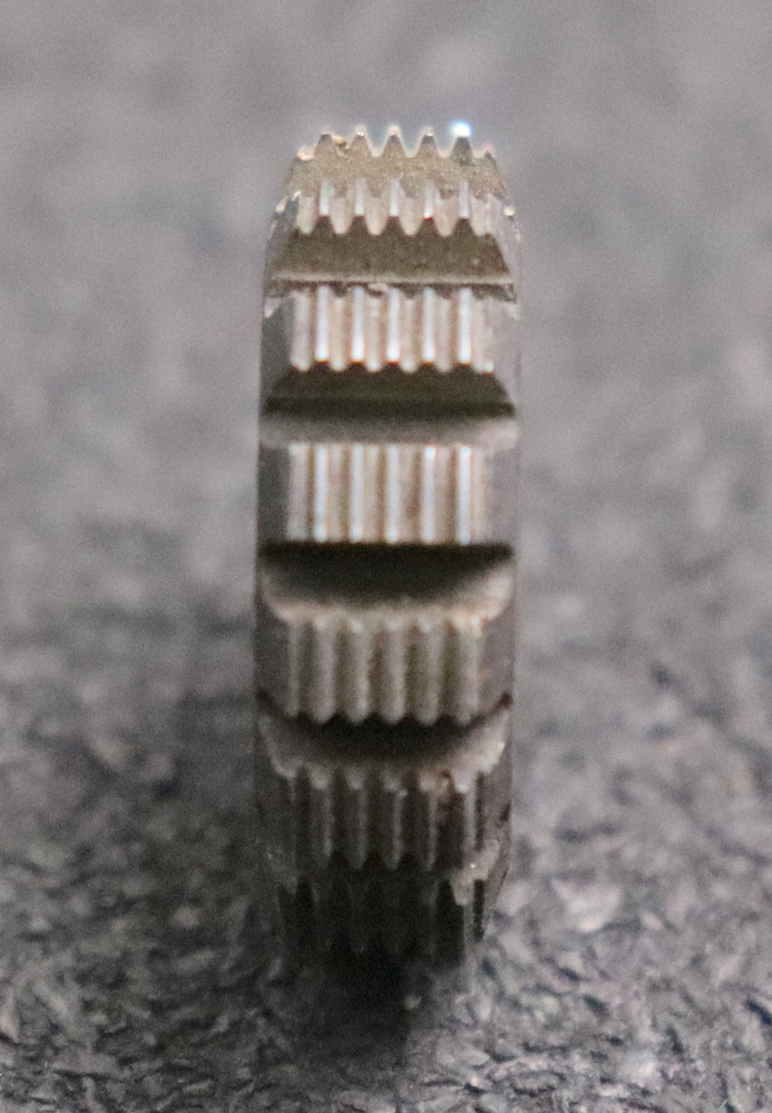 Bild des Artikels MIKRON-Vollstahl-Wälzfräser-gear-hob-m=-0,3mm-20°-EGW-Einstellwinkel-50'