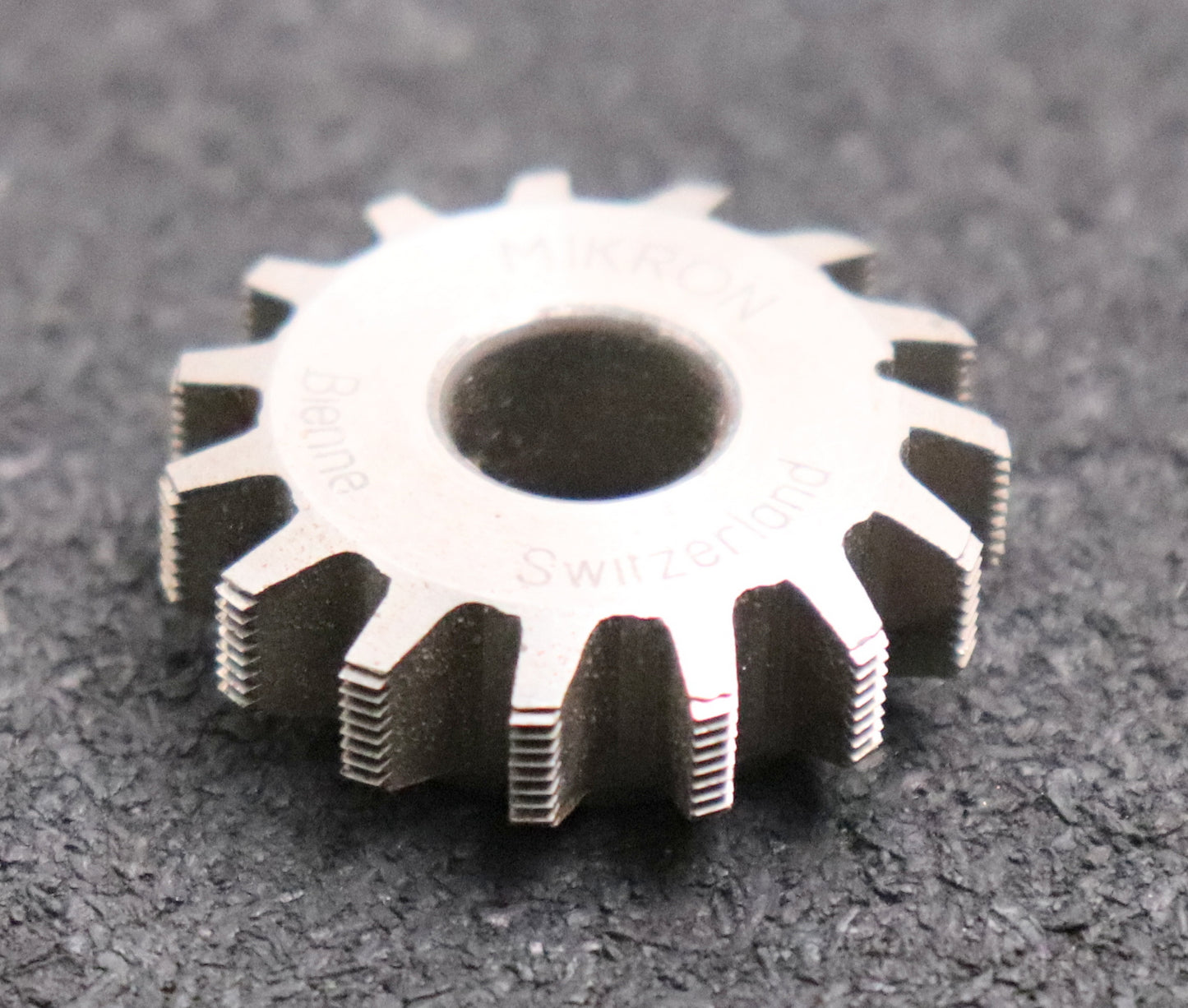 Bild des Artikels MIKRON-Vollstahl-Wälzfräser-gear-hob-m=-0,211mm-20°-EGW-Einstellwinkel-25'