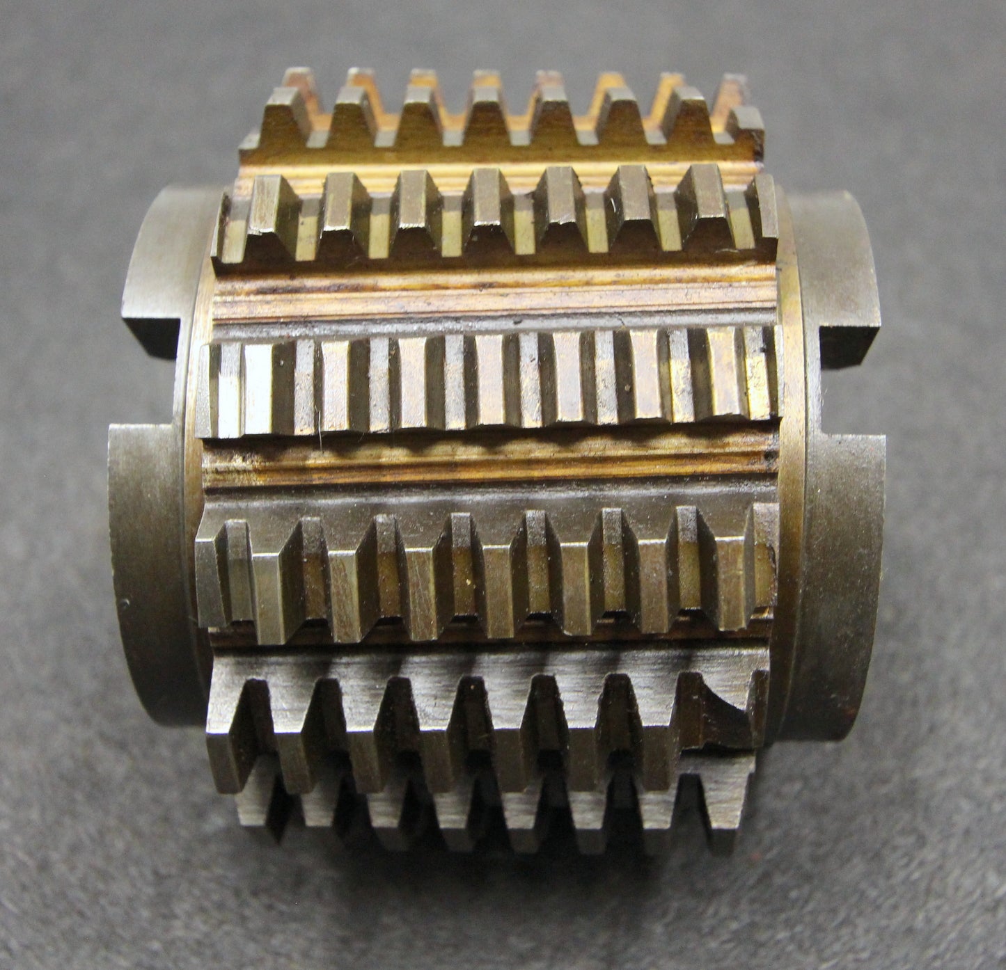 Vollstahlwälzfräser gear hob m= 2,5mm 15° EGW  Ø100x85xØ40mm mit beidse. Quernut