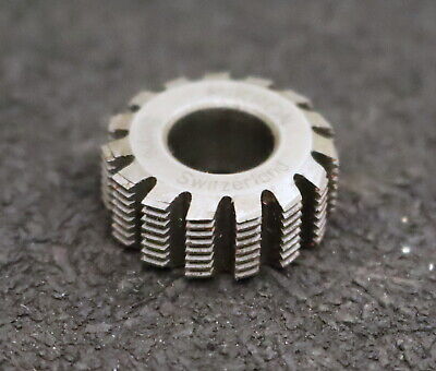 MIKRON Vollstahl-Wälzfräser No. 63986 m= 0,246 ho= 0,55 D3,97 Z14 - Ø18x7xØ8mm